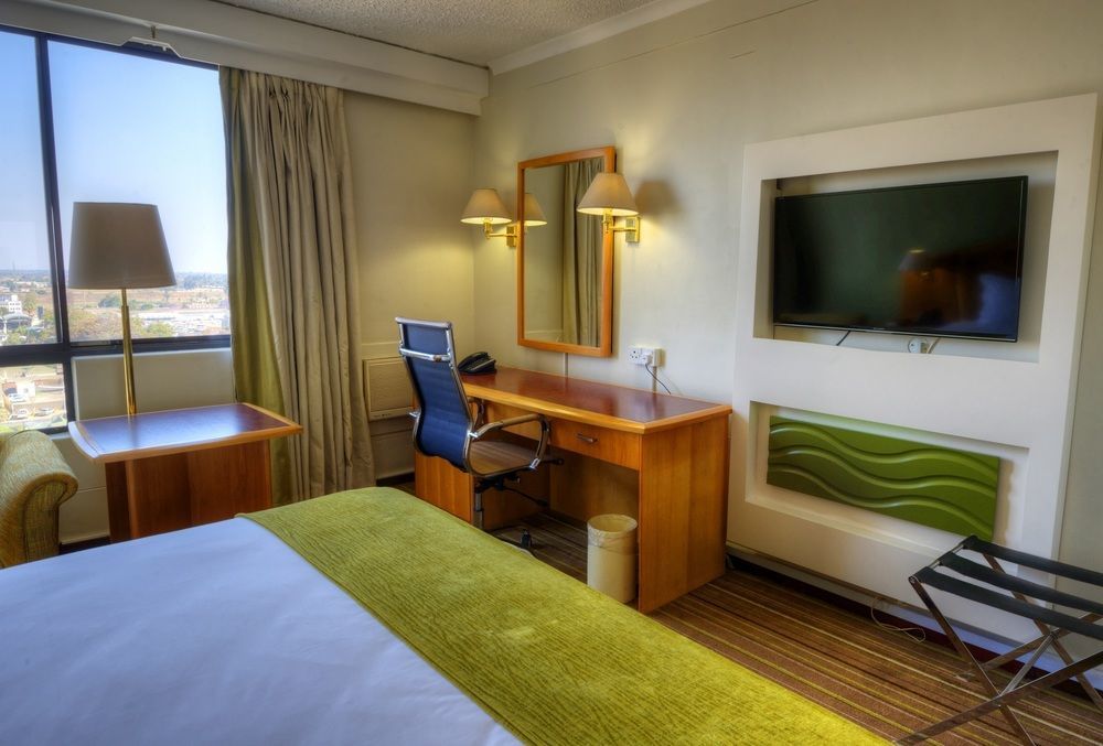 Holiday Inn - Harare, An Ihg Hotel מראה חיצוני תמונה